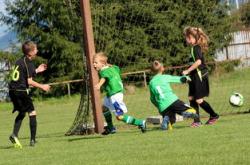 半岛体育官方入口-亚洲足球高手齐聚，俱乐部比赛各展神通