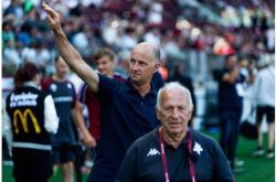 半岛体育登录入口-法甲劲旅梅斯坐稳榜首，德比激战展开！