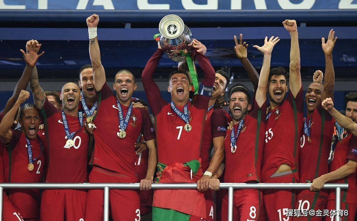 关于欧预赛:罗马尼亚小胜北爱尔兰,晋级淘汰赛的信息 关于欧预赛:罗马尼亚小胜北爱尔兰,晋级淘汰赛的信息