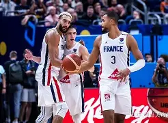 马耳他突破困境,成功进军欧锦赛四强 马耳他突破困境,成功进军欧锦赛四强