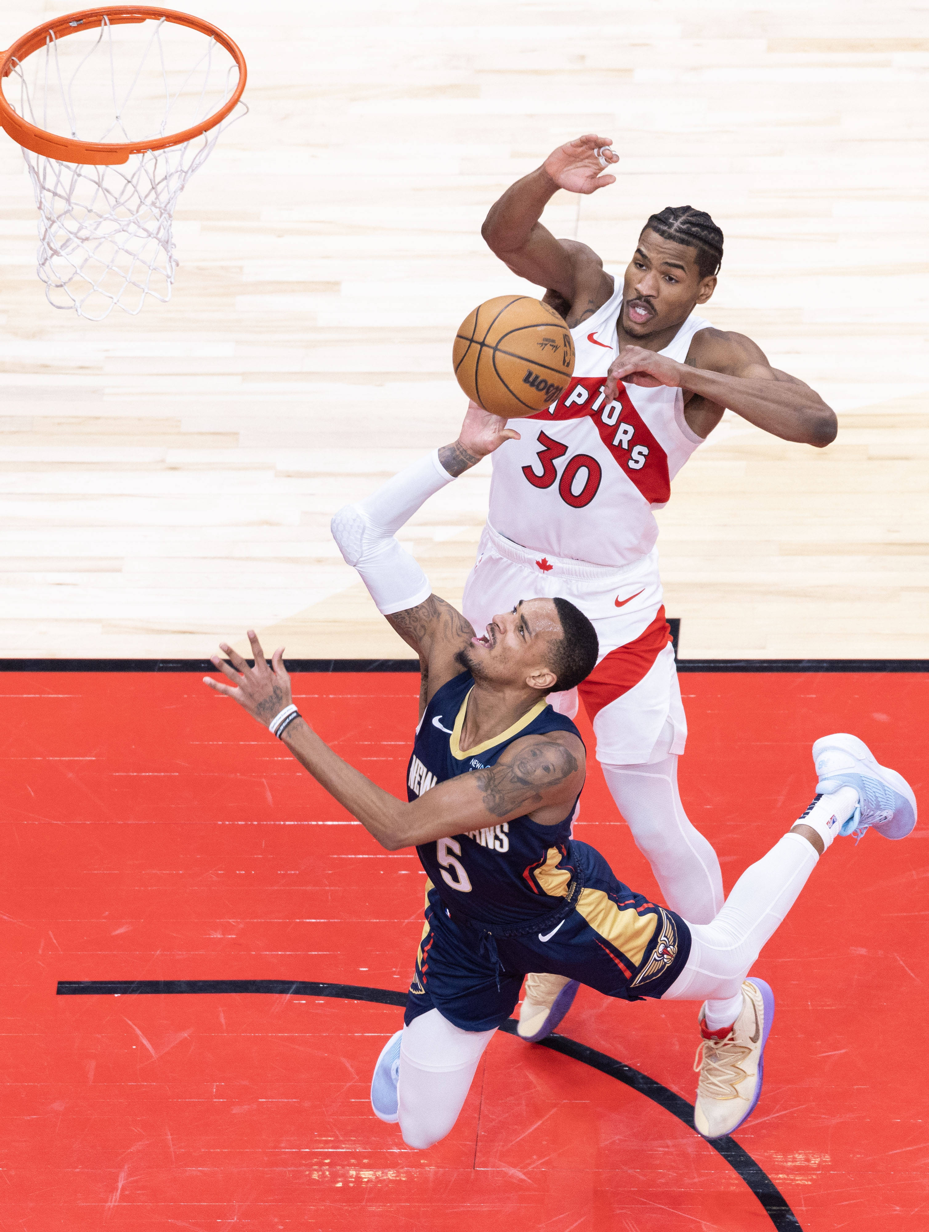 猛龙重燃战火,轻松击败快船 猛龙重燃战火,轻松击败快船