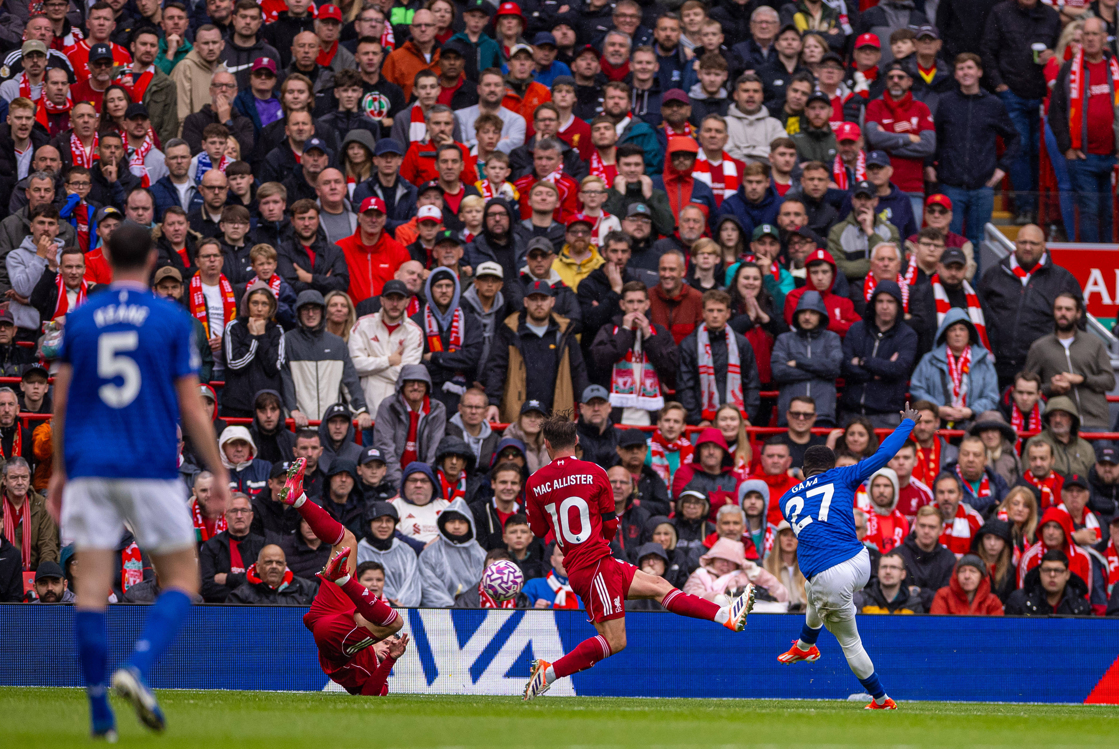 利物浦最近五场英超比赛中取得四场胜利 利物浦最近五场英超比赛中取得四场胜利
