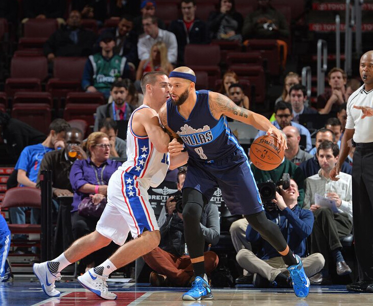 包含小牛被逆转，憾失晋级东部半决赛的词条